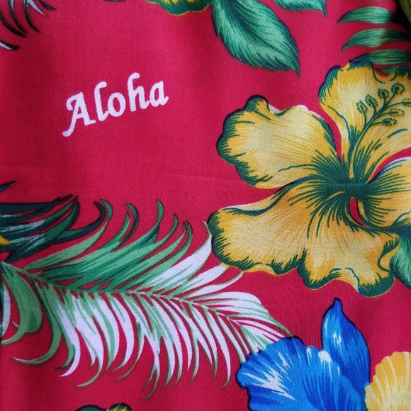 SARONGS - Picture 7 of 8